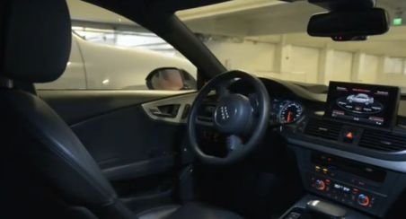 Un pas spre viitor. Audi a prezentat maşina care parchează singură
