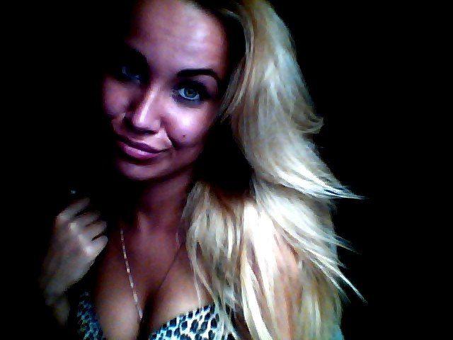 A câştigat Balul Bobocilor în liceu, dar acum n-o mai recunoaşte nimeni. "Parcă a îmbătrânit cu 10 ani" 188876