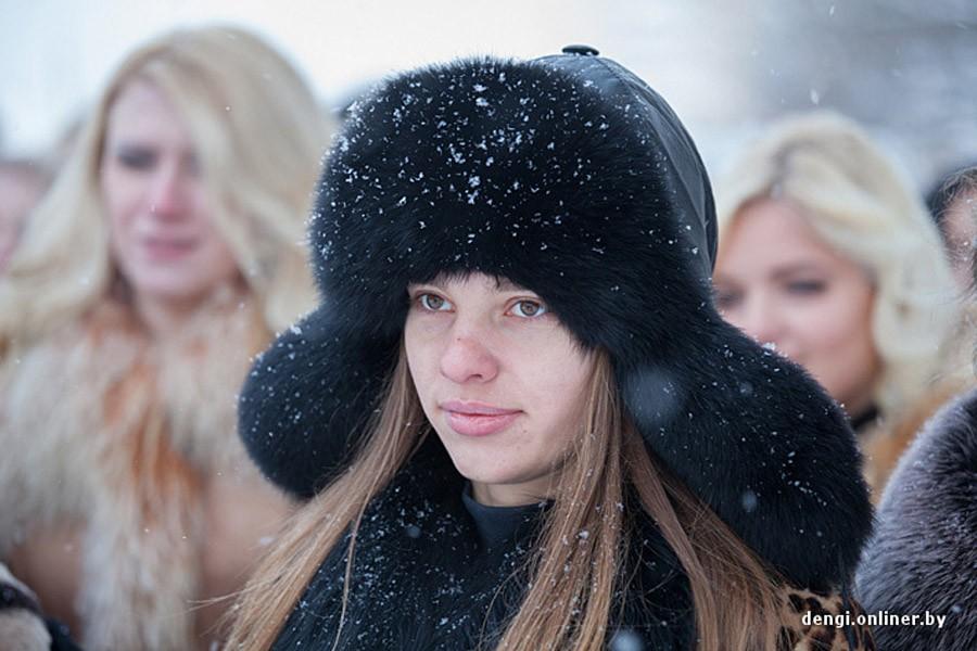 Cum arată elevele din această şcoală. Admiterea se face în urma unei selecţii draconice 189524