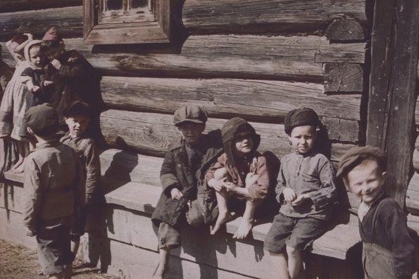 Legătura surprinzătoare dintre un soldat nazist şi locuitorii unui sat din Rusia 189642