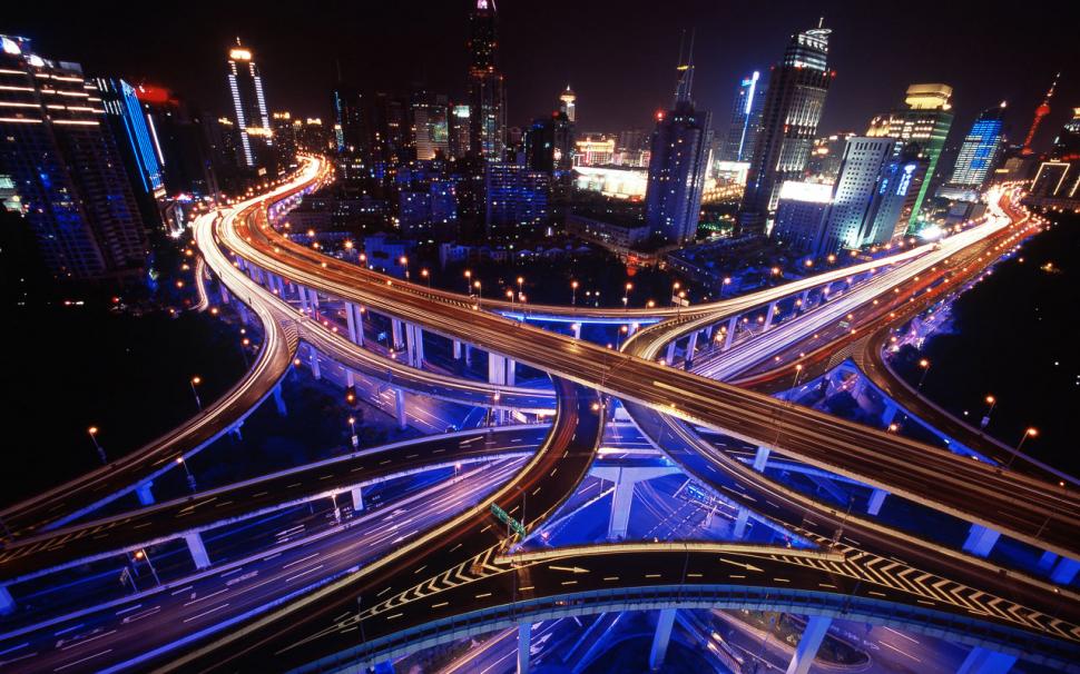 Aşa arată AUTOSTRADA SUSPENDATĂ. Vezi mai multe imagini în GALERIA FOTO  190126