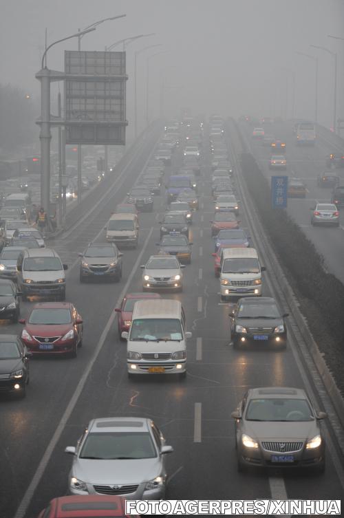 Beijingul, acoperit din nou de un smog toxic 190284