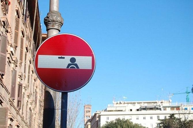 Dă o nouă viaţă peisajului urban. Vezi aici cele mai tari semne de circulaţie 190189