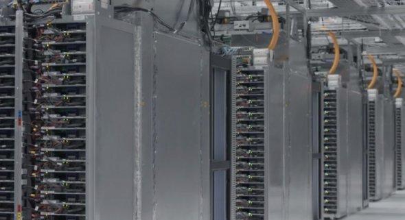 Fiecare "click" al tău este înregistrat aici. Locul unde Google îţi păstrează secretele 190229