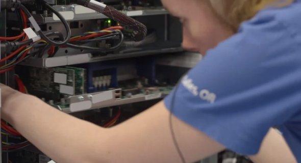 Fiecare "click" al tău este înregistrat aici. Locul unde Google îţi păstrează secretele 190230