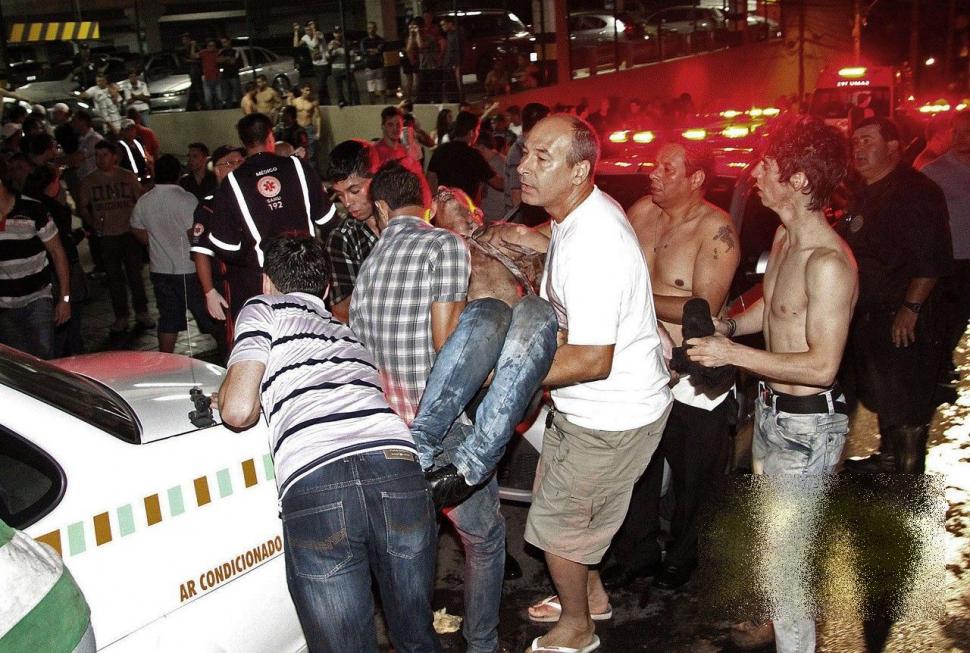 La câteva minute după ce a făcut această fotografie s-a întâmplat ceva cutremurător. Părinţii sunt în stare de şoc 190086