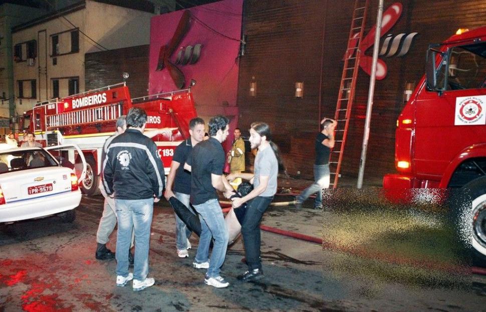 La câteva minute după ce a făcut această fotografie s-a întâmplat ceva cutremurător. Părinţii sunt în stare de şoc 190094