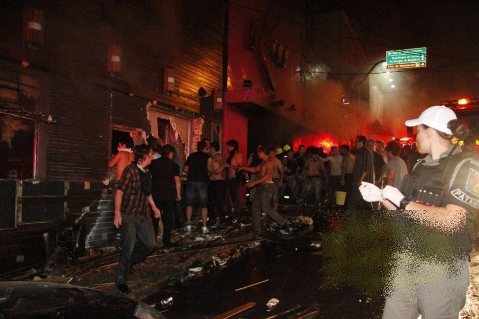 La câteva minute după ce a făcut această fotografie s-a întâmplat ceva cutremurător. Părinţii sunt în stare de şoc 190096