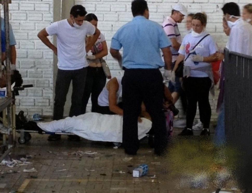 La câteva minute după ce a făcut această fotografie s-a întâmplat ceva cutremurător. Părinţii sunt în stare de şoc 190097