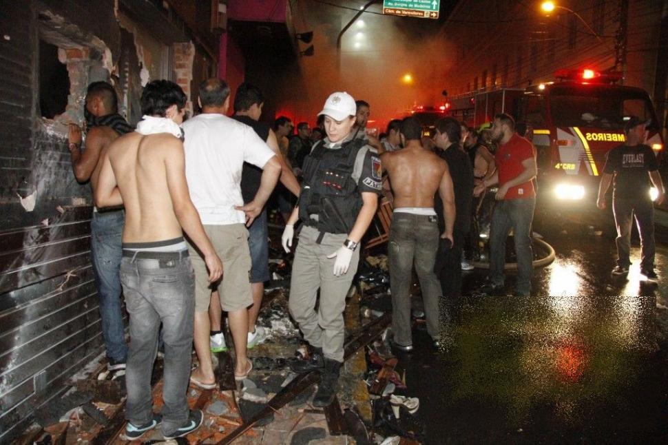 La câteva minute după ce a făcut această fotografie s-a întâmplat ceva cutremurător. Părinţii sunt în stare de şoc 190098