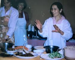 Medicii i-au mai dat doar 6 luni de trăit, fiind diagnosticată cu CANCER în stadiul IV. Femeia asta a ÎNVINS boala, iar povestea ei e uimitoare 190611