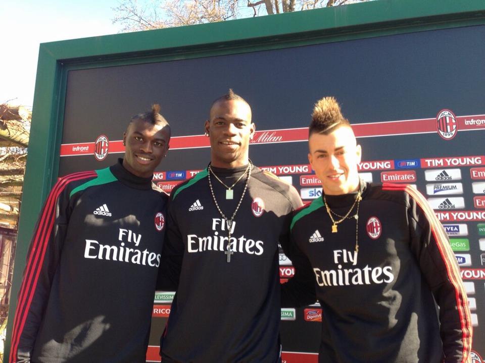 Vei striga CUCURIGU când vei vedea noul trio ofensiv al Milanului :) 190754