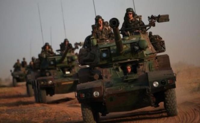 CSAT aprobă trimiterea a 10 militari la misiunea UE de instruire din Mali în 2013