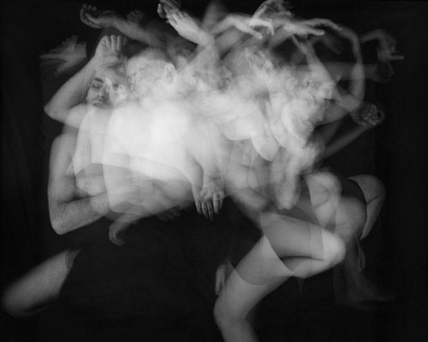 „Somnul celor dragi”. O noapte întreagă, într-o singură imagine 191545