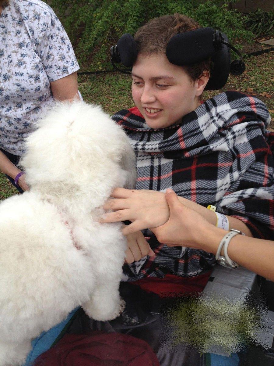 Cum a ajuns să arate această adolescentă de 17 ani după ce a consumat ETNOBOTANICE. Povestea e cutremurătoare 191677