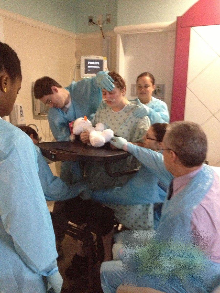 Cum a ajuns să arate această adolescentă de 17 ani după ce a consumat ETNOBOTANICE. Povestea e cutremurătoare 191688