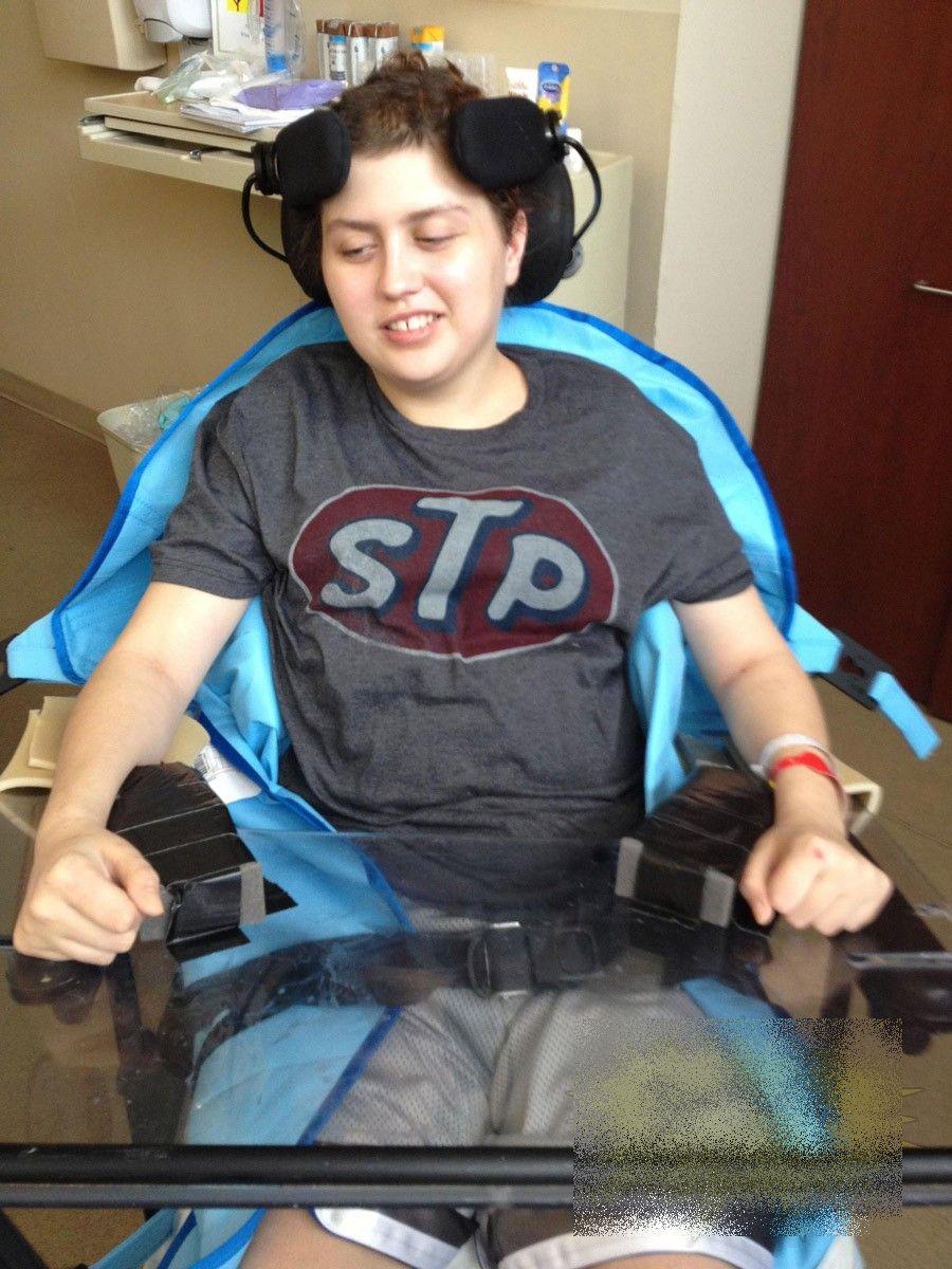 Cum a ajuns să arate această adolescentă de 17 ani după ce a consumat ETNOBOTANICE. Povestea e cutremurătoare 191691