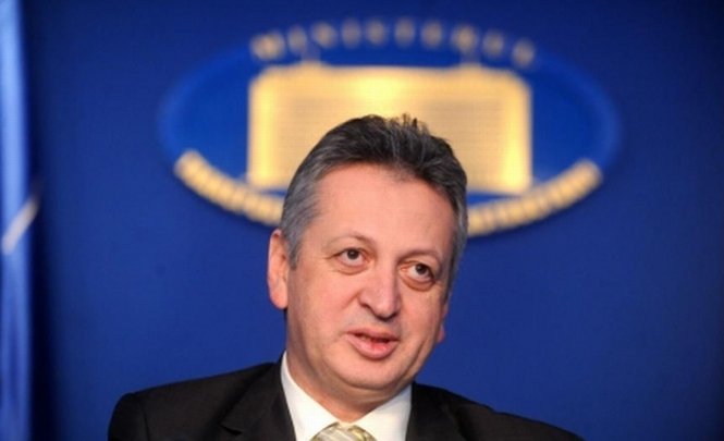 Fenechiu: Nu scrie în nicio lege din România că sunt incompatibil cu funcţia de ministru