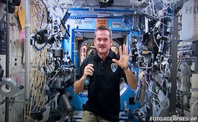 Află cum poţi vorbi cu astronauţii americani de pe Staţia Spaţială Internaţională