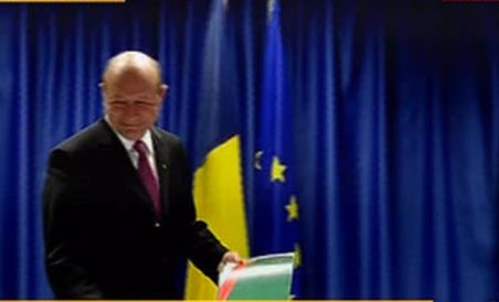 Radu Tudor, despre mapa lui Băsescu: Deşi &quot;seamănă până la 99% cu drapelul Ungariei, este vorba de drapelul Irlandei
