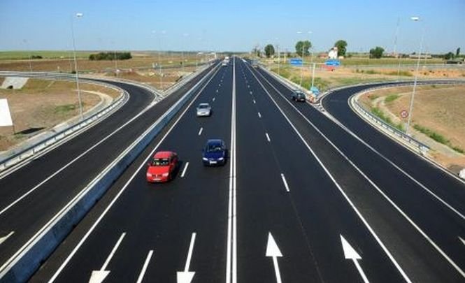 România, coşmarul drumurilor. 500 km de autostradă, în 20 de ani
