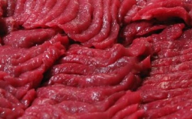 Legea din România care ar fi de vină pentru vânzarea frauduloasă de carne de cal. Ce ipoteză şocantă prezintă publicaţiile britanice