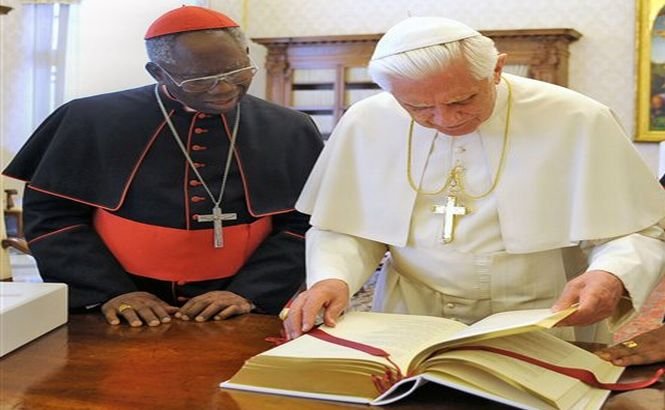 Noul Papă ar putea veni din Africa. La casele de pariuri se mizează deja pe numele viitorului Suveran Pontif