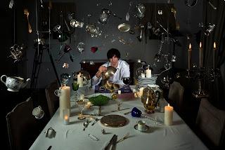 Vârtejul haosului, o artă! Obiecte suspendate între realitate şi ficţiune 192995