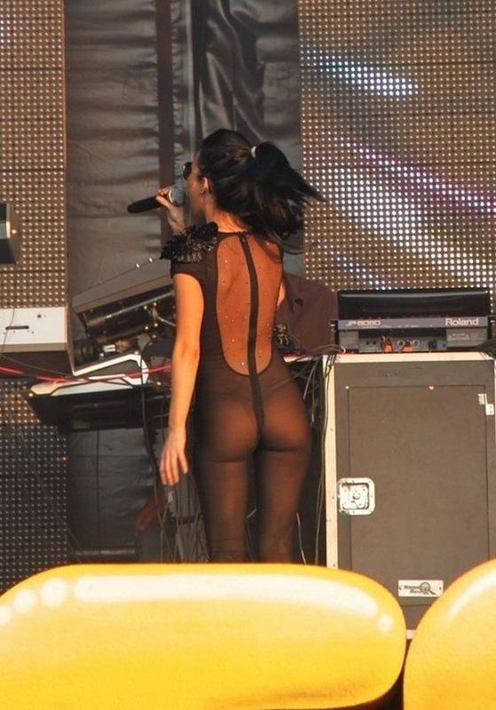 Ce-au zis ruşii despre costumaţia Innei. "Cum pot să ridic sala în picioare, chiar dacă nu ştiu să cânt" 193407