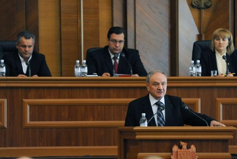 Vicepreşedintele Parlamentului moldovean Vlad Plahotniuc şi-a prezentat demisia