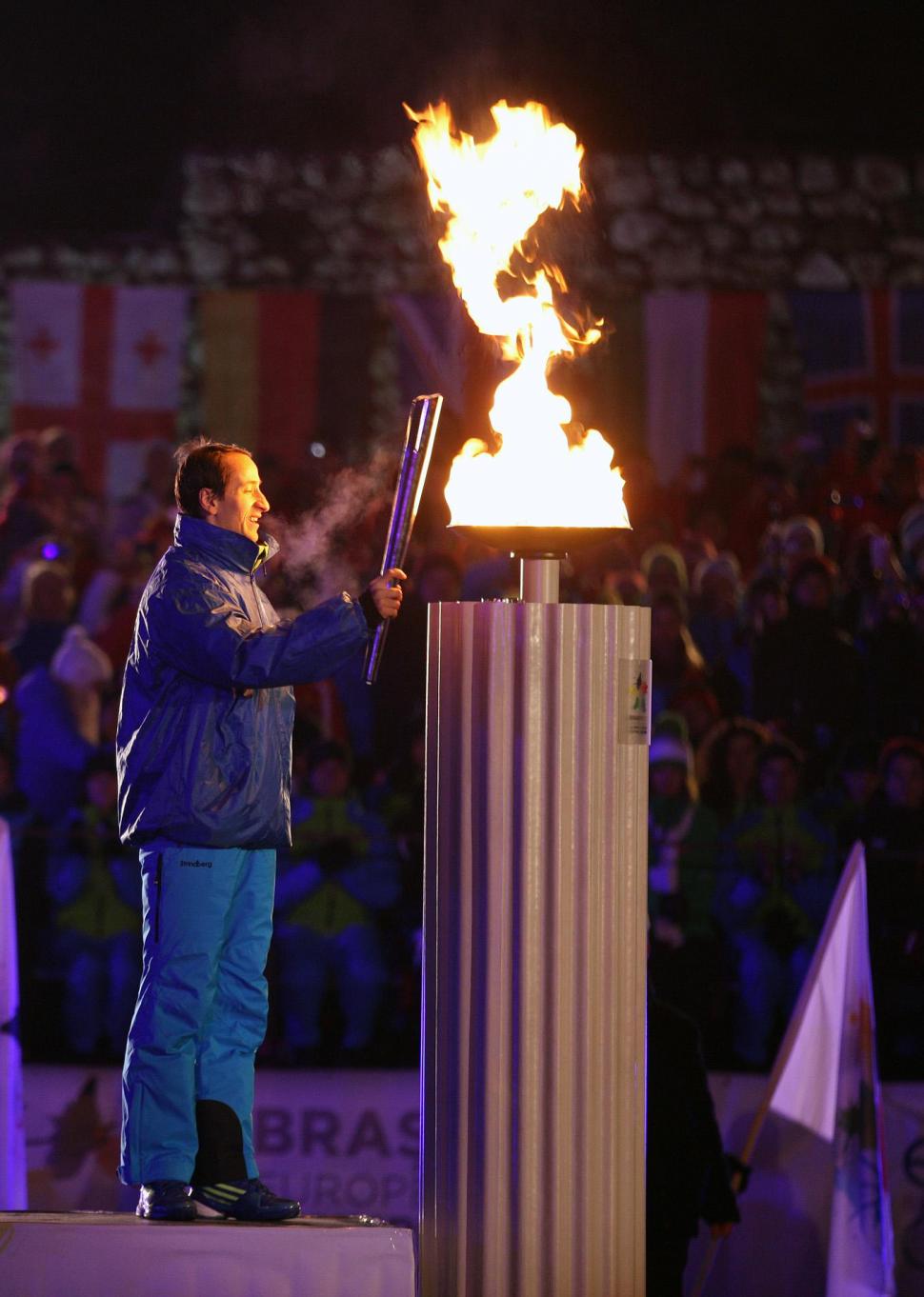 A început FOTE 2013. Renault oferă 50 de maşini organizatorilor pe toată durata festivalului 193944