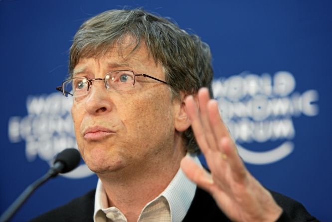 Bill Gates: Strategia Microsoft pentru piaţa mobilă a fost o greşeală evidentă