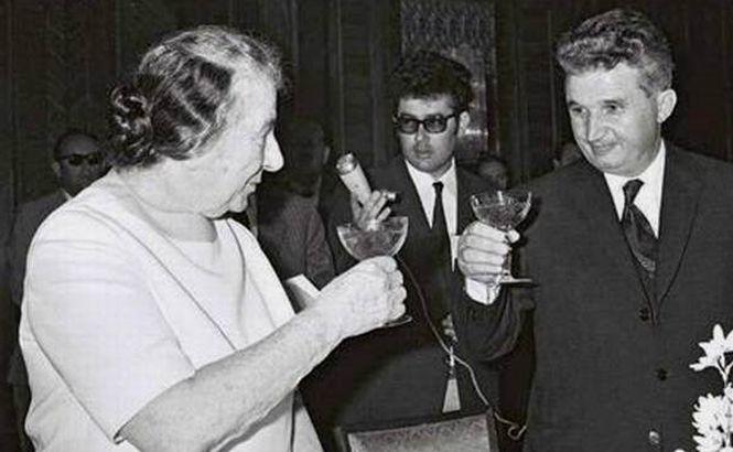 Încă una dintre ororile comunismului. Se făcea comerţ cu suflete. Un evreu costa între 100 şi 10.000 de dolari 193913