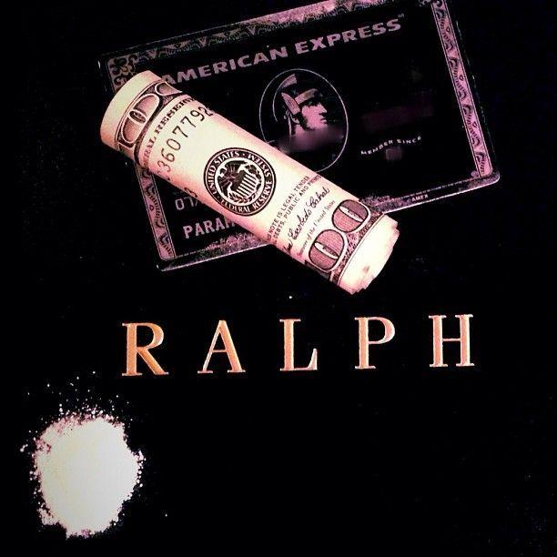 Cocalar de America, mândru tare pe Instagram. Cheltuie în fiecare zi 2.000 de dolari şi se spală cu şampanie 194210