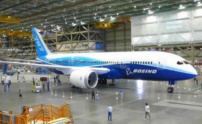 Probleme la Boeing: Unde să parcheze noile avioane 787 care au interdicţie la zbor