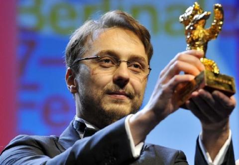 Filmul "Poziţia copilului", distribuit în Noua Zeelandă şi Taiwan 194501