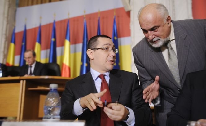 Ce spune premierul Ponta despre zvonul remanierii miniştrilor PNL
