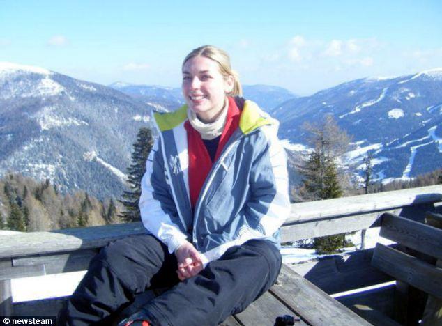 E profesoară de psihologie, iar elevii o iubesc. Dar seara dă altfel de "meditaţii". "Nu cred că fac nimic greşit" 194548