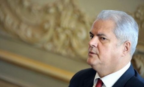 Eliberarea lui Adrian Năstase, întârziată. Fostul premier ar putea fi liber în martie