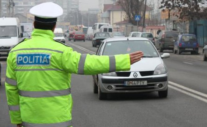 Proiect de Ordonanţă de Urgenţă: Şoferii care nu plătesc amenzile ar putea avea permisele suspendate până la dovada plăţii