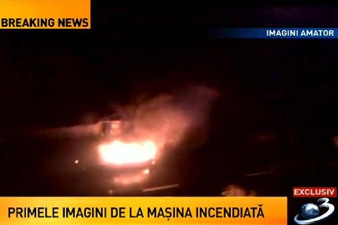 Primele imagini cu maşina incendiată vineri noapte, în Capitală