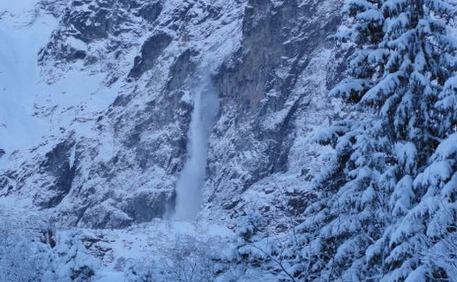 Turist mort în avalanşă, în munţii Tatra din Polonia