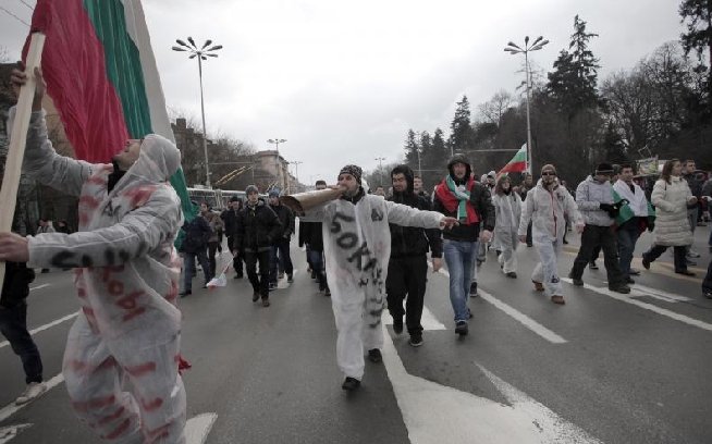Ungaria. Mii de persoane au manifestat în semn de susţinere a unui post de radio de opoziţie, privat de frecvenţă