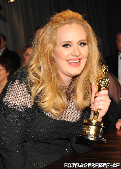 GALERIE FOTO cu cele mai îndrăzneţe apariţii de pe covorul roşu. Ce au purtat vedetele la Gala Premiilor Oscar 195075