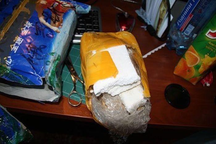 Îşi comandase un iPad de pe un site din China, dar iată ce a primit în colet 195026