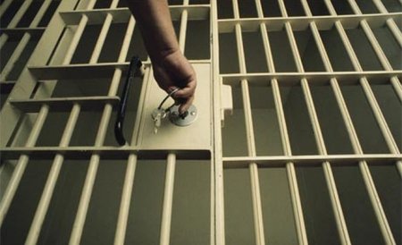 Numărul deţinuţilor din penitenciarele româneşti a crescut în cinci ani cu peste 5.000