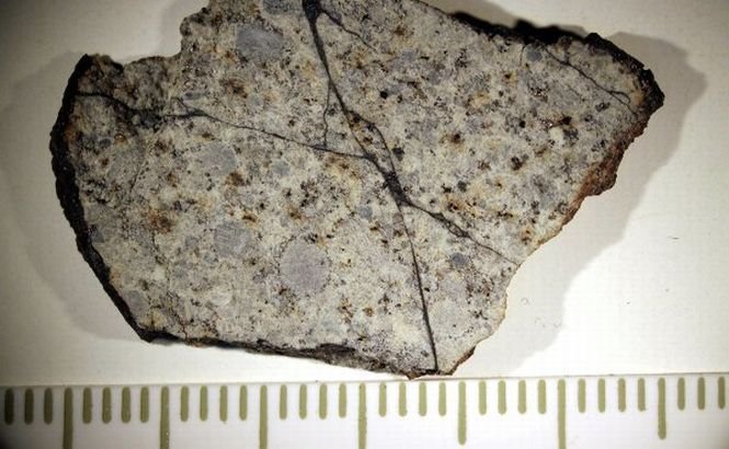 Ruşii au găsit cel mai mare fragment rămas după ploaia de meteoriţi