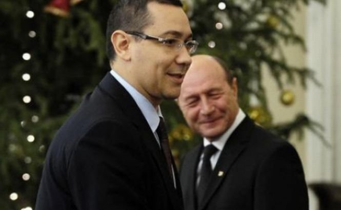 Ponta: Eu sunt cu munca, iar Băsescu cu băgatul de strâmbe 