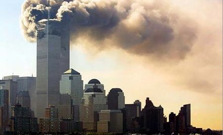 &quot;Este imposibil să uiţi&quot;. Un minut de reculegere după 20 de ani de la primul atentat contra World Trade Center