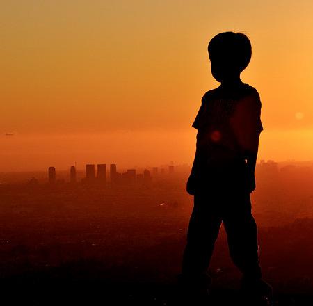 Siluete surprinse de obiectivul aparatului în razele apusului de soare 195497